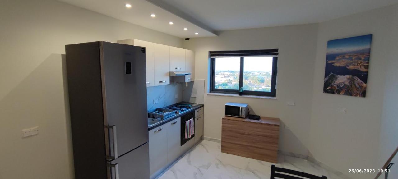 Skyline Court Holiday Apartments Ghaxaq Bagian luar foto